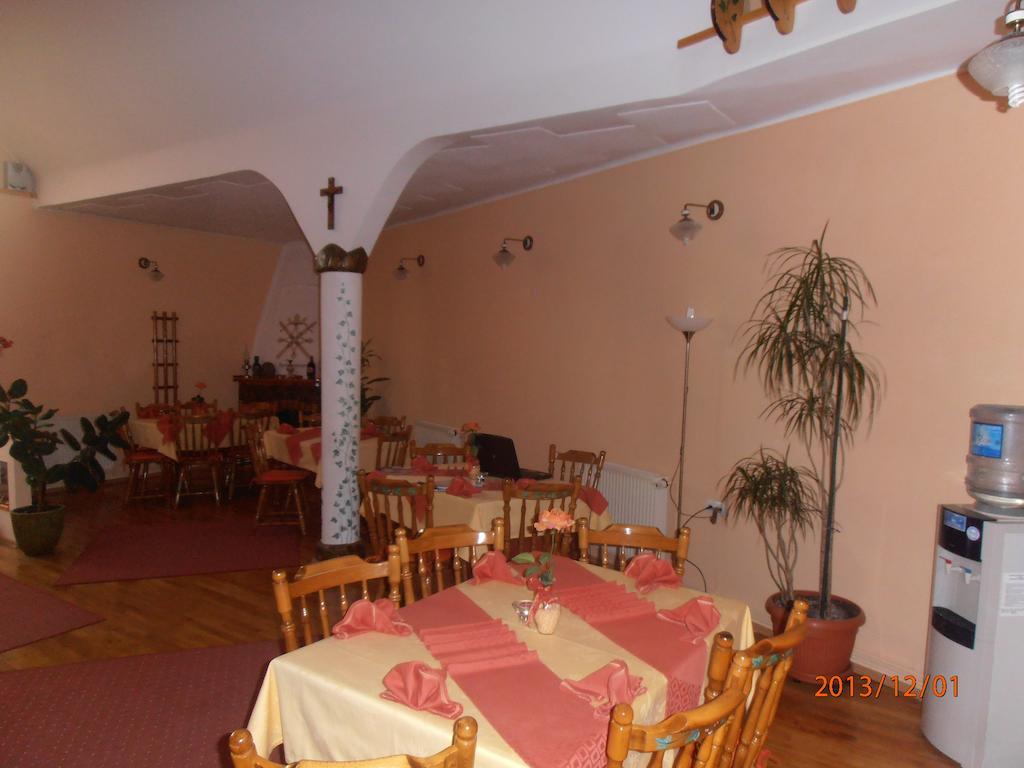 Casa Doma'R - Alina Hotel ซีบิว ภายนอก รูปภาพ